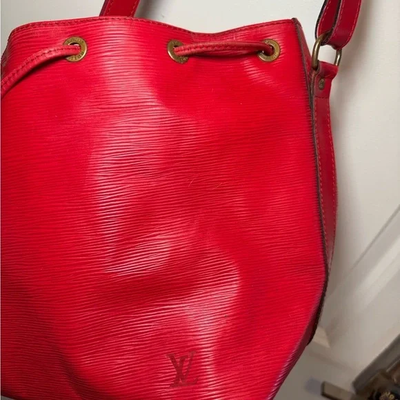 Louis Vuitton Red Epi Noe Bag - Picture 12 of 14